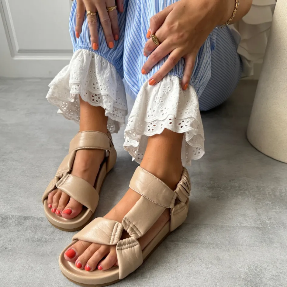 Copenhagen Shoes Flade Sandaler*BEACH VIBES - Beige