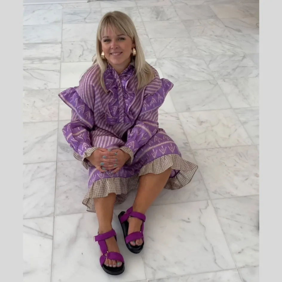 Copenhagen Shoes Flade Sandaler*CARRIE SUEDE - FUCHSIA (DAHLIA) Carriesuede sandal fuchsia dahlia