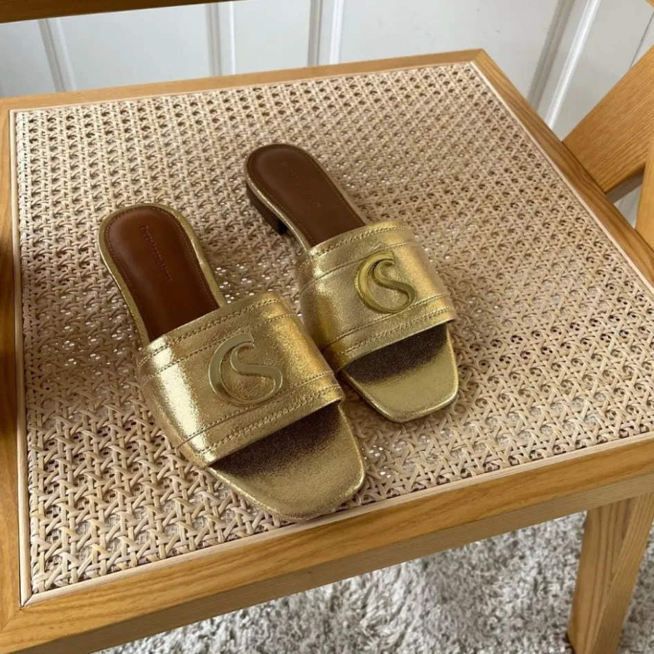 dressed_up_gold__gold_7.webp Copenhagen Shoes Flade Sandaler*DRESSED UP - Gold