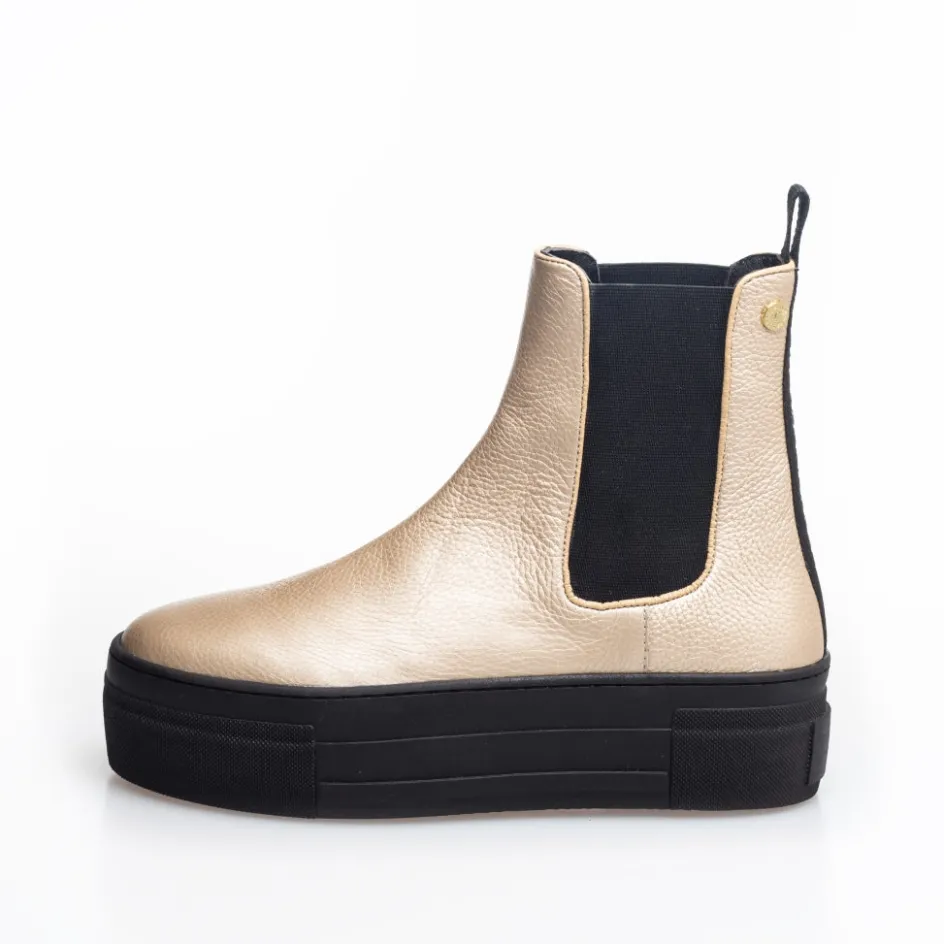 enya_boot_gold__gold_2.webp Copenhagen Shoes Chelsea Boots | Ankelstøvler*ENYA BOOT GOLD - GOLD Enyaboot gold boot gold