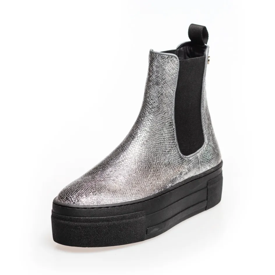 enya_boot_silver__silver_snake_8.webp Copenhagen Shoes Chelsea Boots | Ankelstøvler*ENYA BOOT SILVER - Silver Snake Enyaboot silver boot silver snake