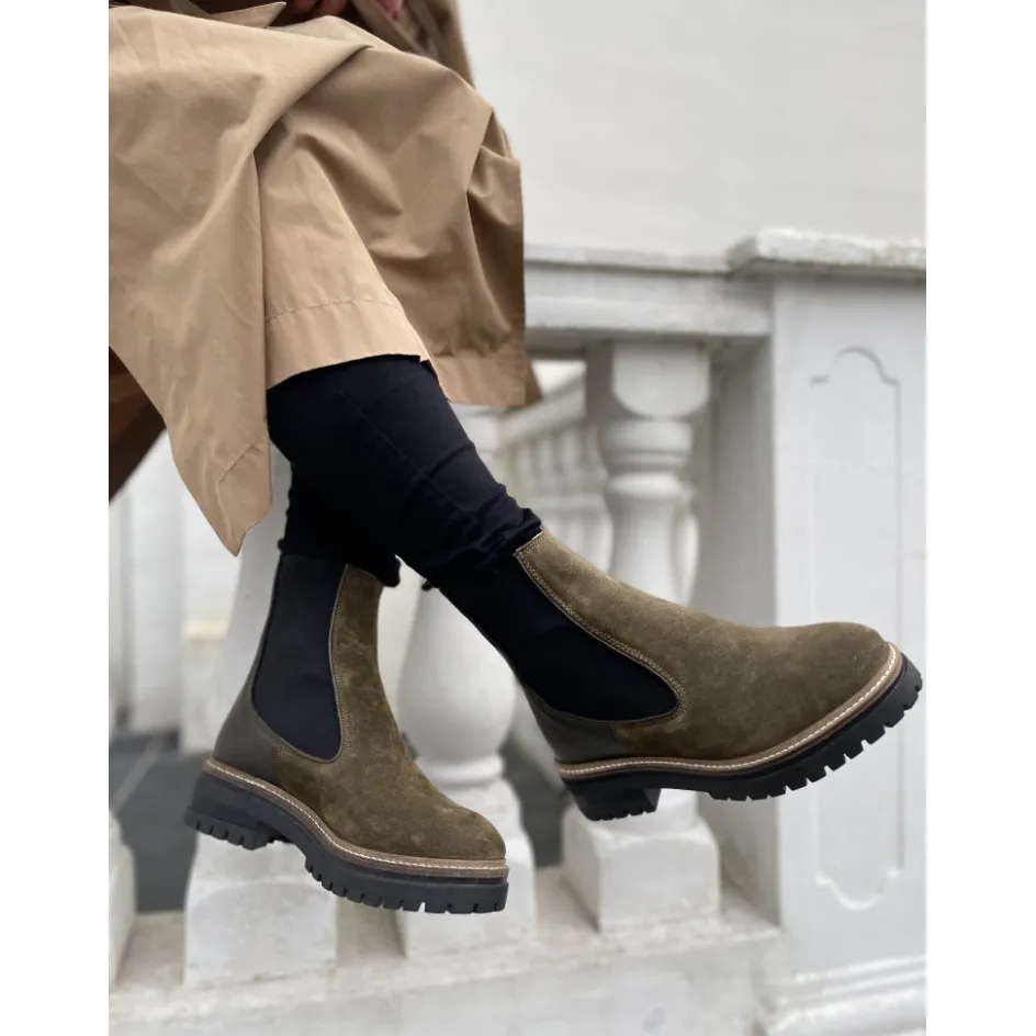 Copenhagen Shoes Chelsea Boots | Ankelstøvler*FALL 21 Suede Copenhagenshoes By Josefine Valentin - Army Fall21 suede copenhagenshoes by josefine valentin boot army