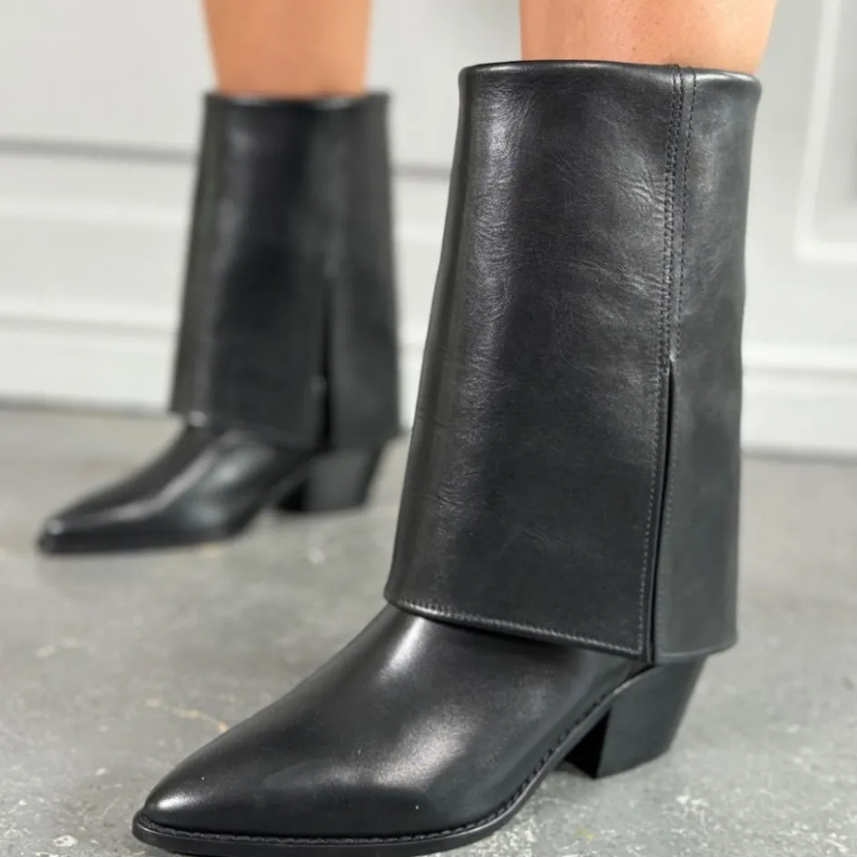 falling_high__black_2.webp Copenhagen Shoes Lange Støvler*FALLING HIGH - BLACK Fallinghigh pre order del end sept stoevler black