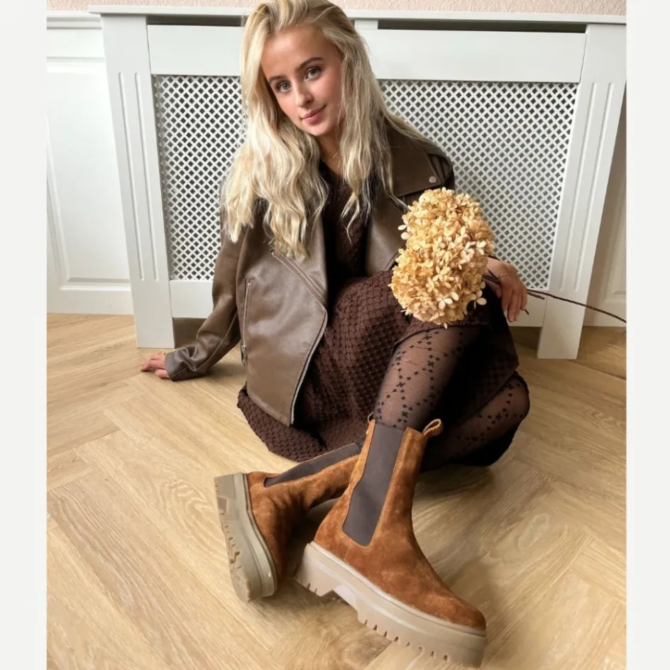 going_suede___army_wbrown_sole_6.webp Copenhagen Shoes Chelsea Boots | Ankelstøvler*GOING SUEDE 22 - ARMY W/brown Sole Goingsuede 22 boot army w brown sole