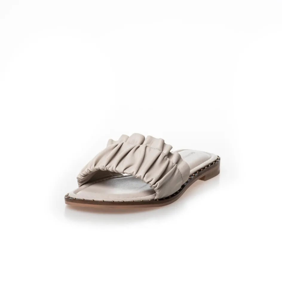 hold_me__nude_cloud_2.webp Copenhagen Shoes Flade Sandaler*HOLD ME - NUDE (CLOUD) Nude cloud