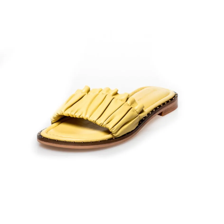 Copenhagen Shoes Flade Sandaler*HOLD ME - Pale banana