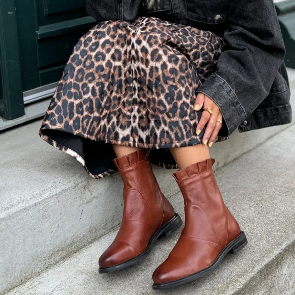 margaret__cognac_2.webp Copenhagen Shoes Ankelstøvler*MARGARET - COGNAC Margaretboot cognac