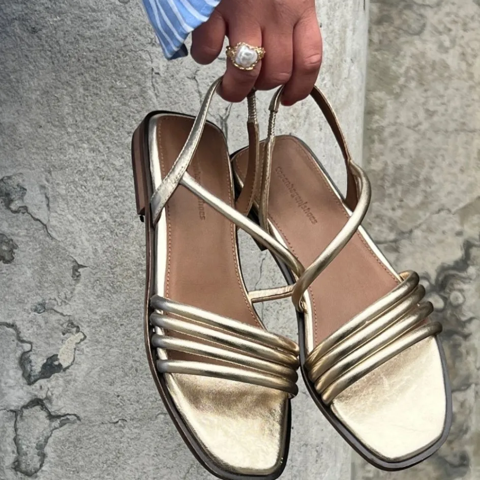 Copenhagen Shoes Flade Sandaler*ME AND YOU - GOLD - Platino