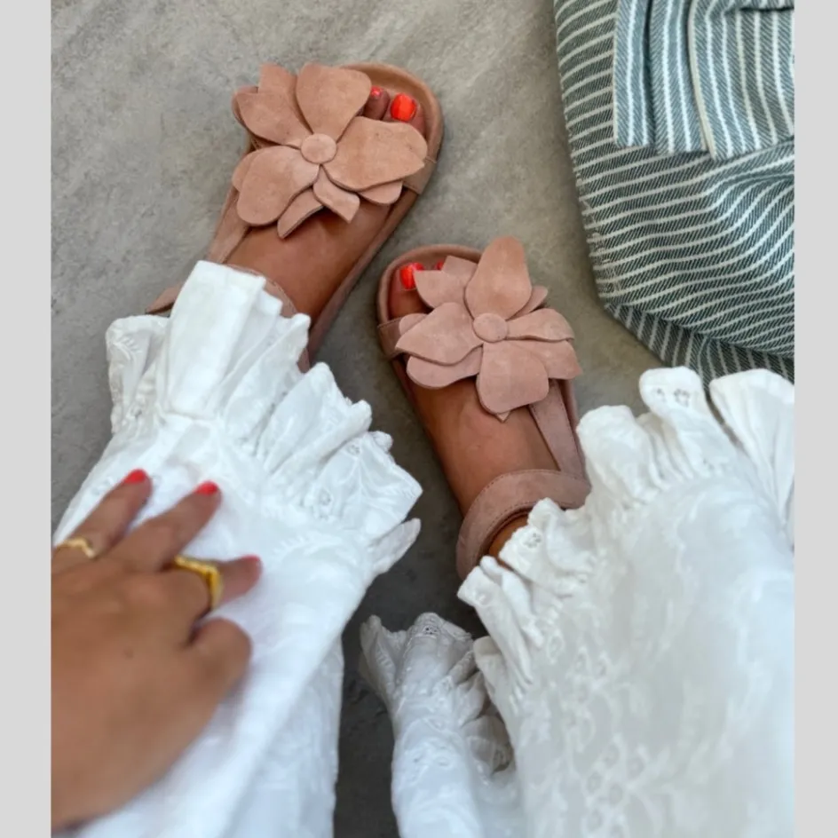 my_flowers__papaya_4.webp Copenhagen Shoes Flade Sandaler*MY FLOWERS - Papaya