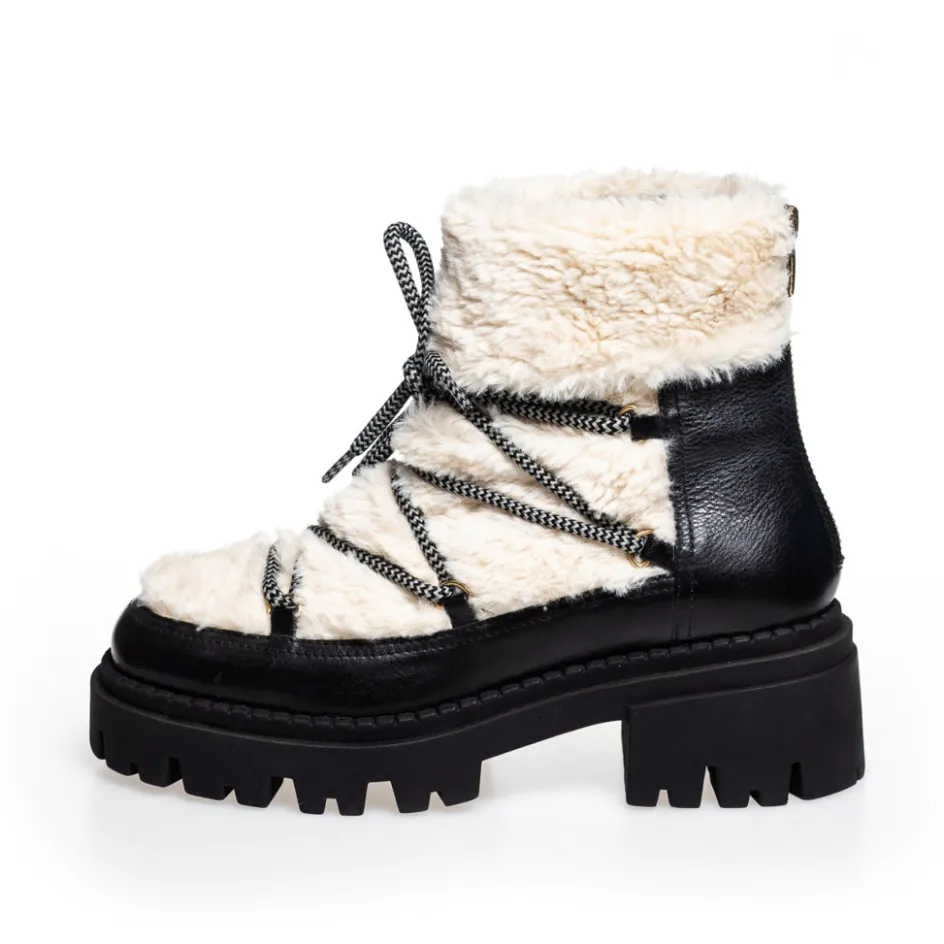 my_winter_boots__blackoff_white_3.webp Copenhagen Shoes Ankelstøvler*MY WINTER BOOTS - BLACK/OFF WHITE Mywinter boots boot black off white