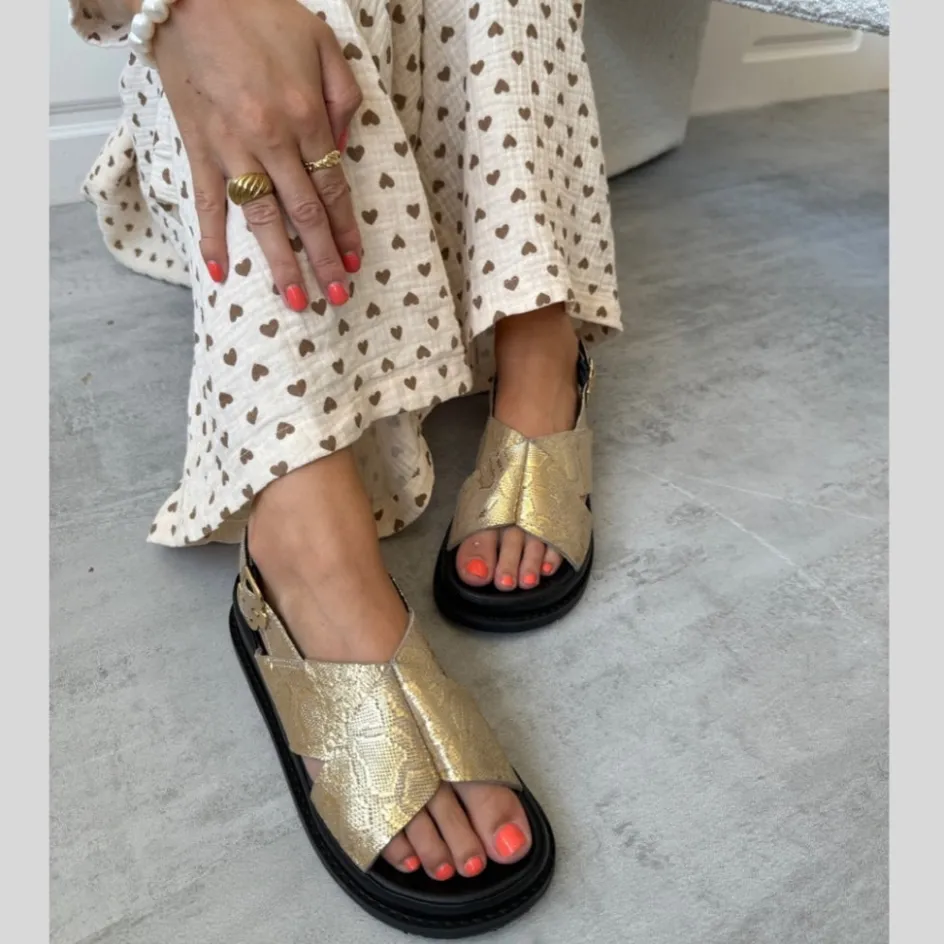 Copenhagen Shoes Flade Sandaler*NEW STRONGER - PRINT - Gold