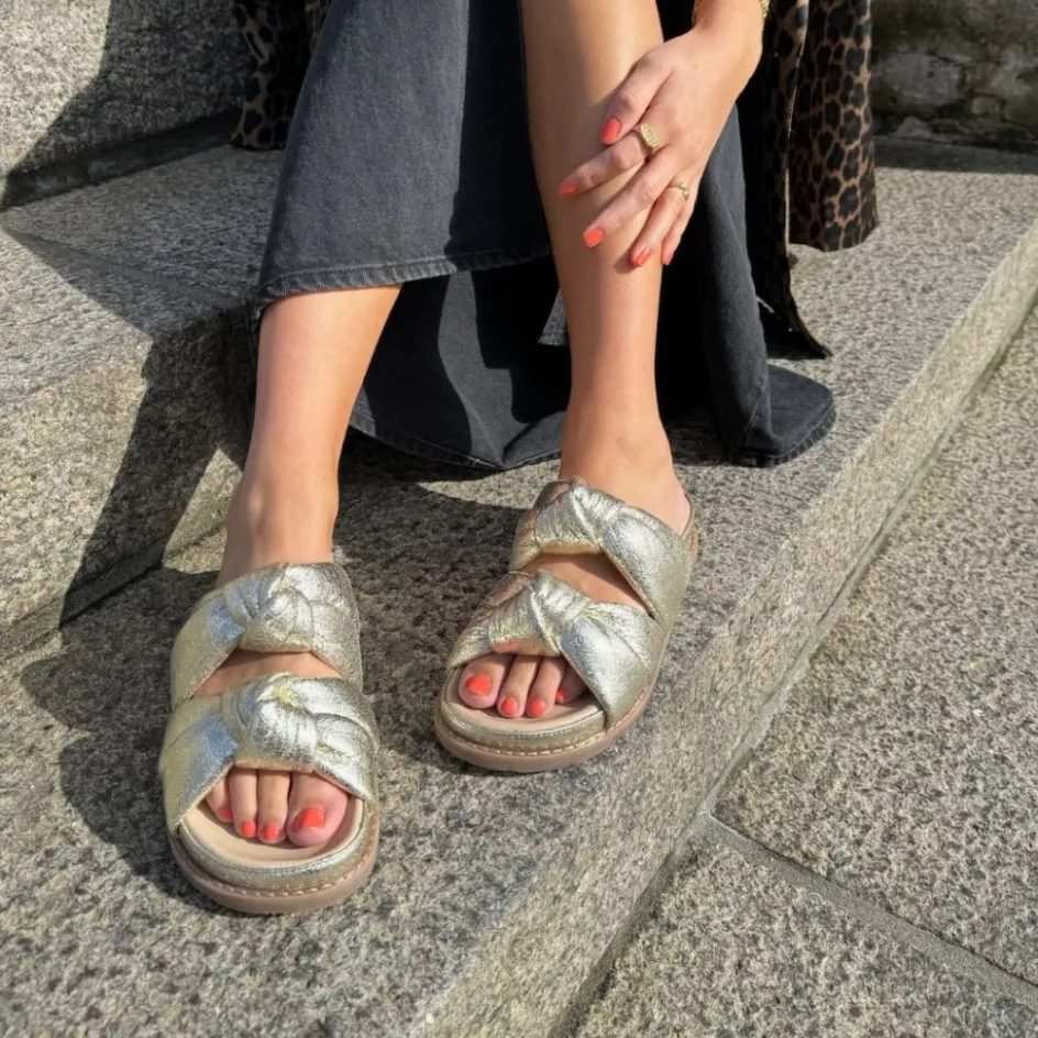 Copenhagen Shoes Flade Sandaler*POOL PARTY - GOLD/BEIGE Gold beige