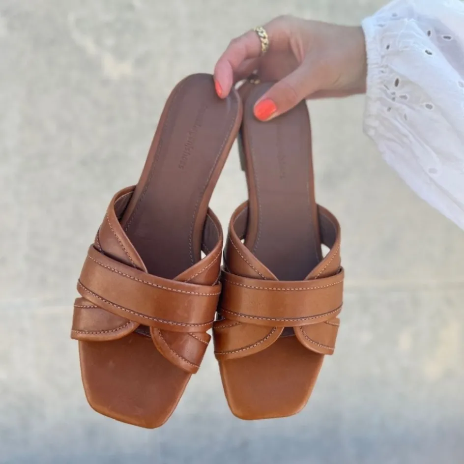 Copenhagen Shoes Flade Sandaler*SMILE AND DANCE - Cognac