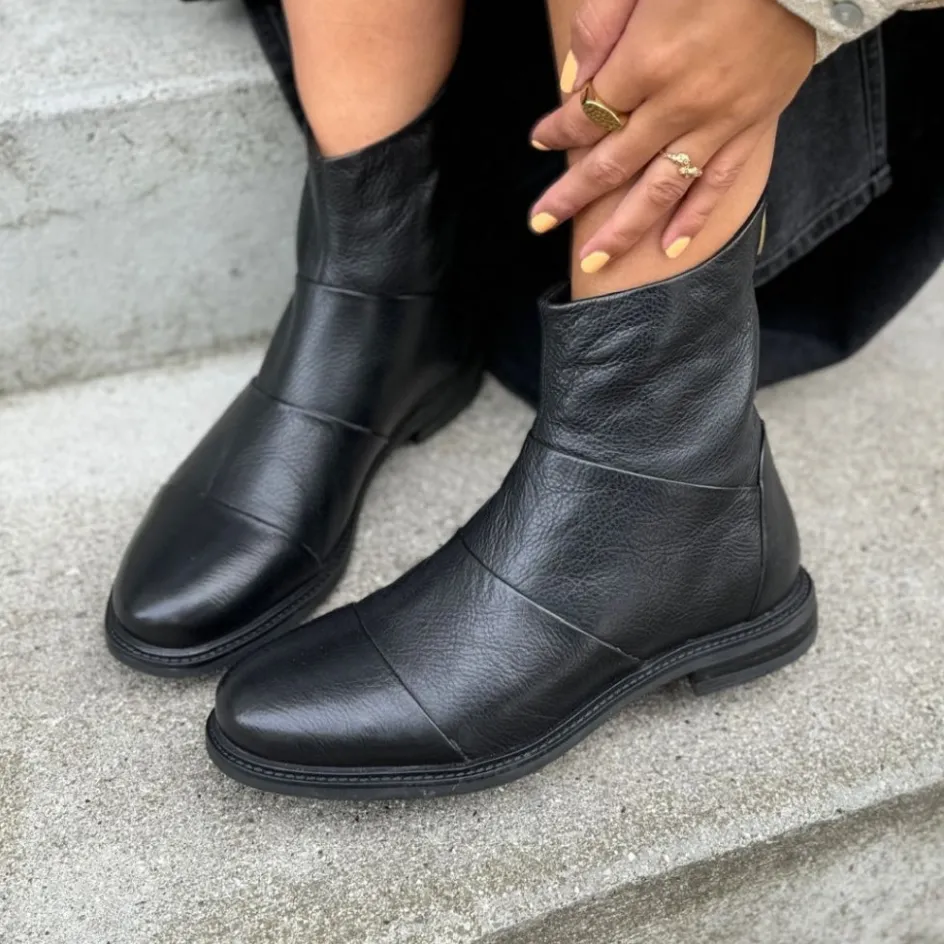 Copenhagen Shoes Ankelstøvler*STEPHANIE - Black Stephanieboot black