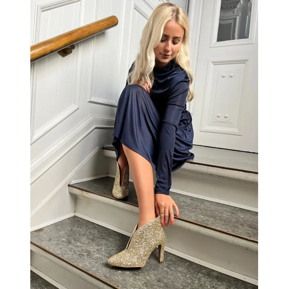 sus_glitter__gold_glitter_8.webp Copenhagen Shoes Stiletter | Støvler Med Hæl*SUS GLITTER - GOLD GLITTER Susglitter heels gold glitter