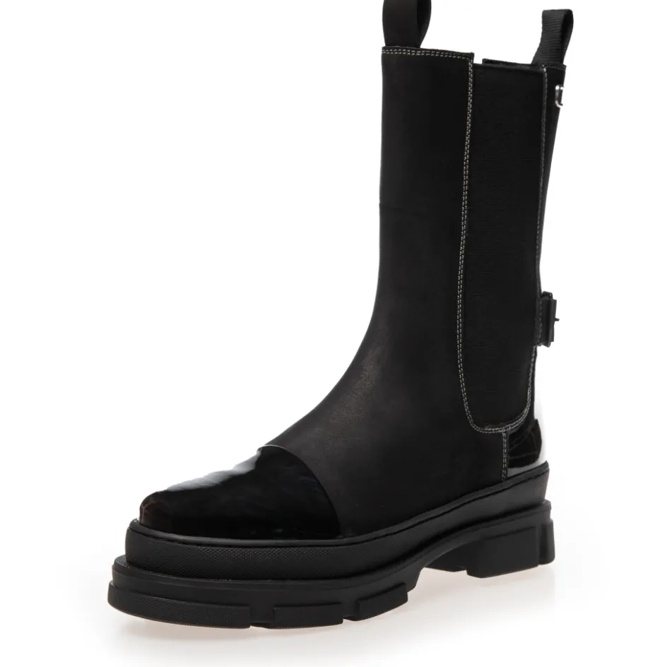 the_belive_boot__black_patent_2.webp Copenhagen Shoes Chelsea Boots | Ankelstøvler*THE BELIVE BOOT - Black Patent Thebelive boot boots black patent